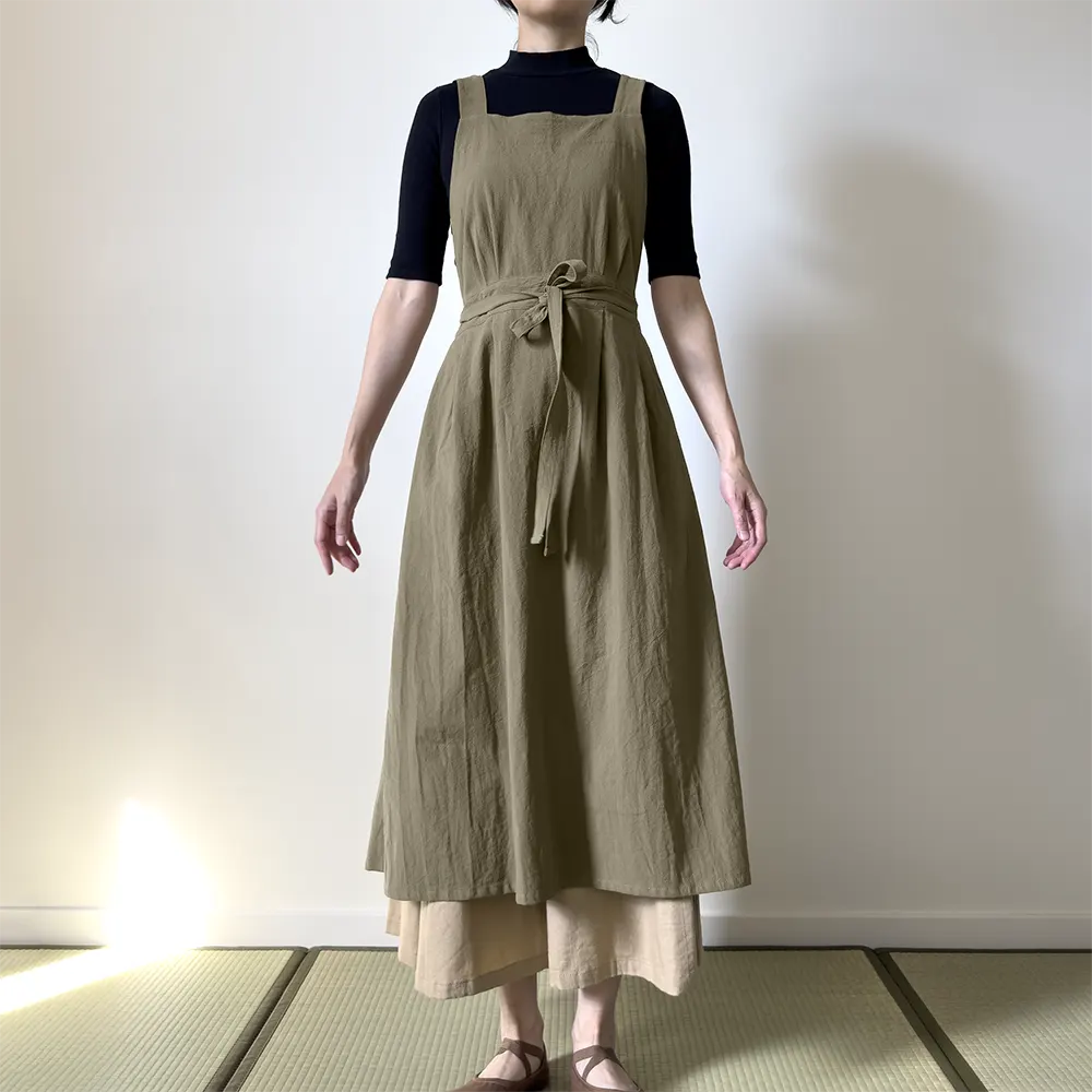 Cross Back Apron with Pockets for Women - Wilshire Goods