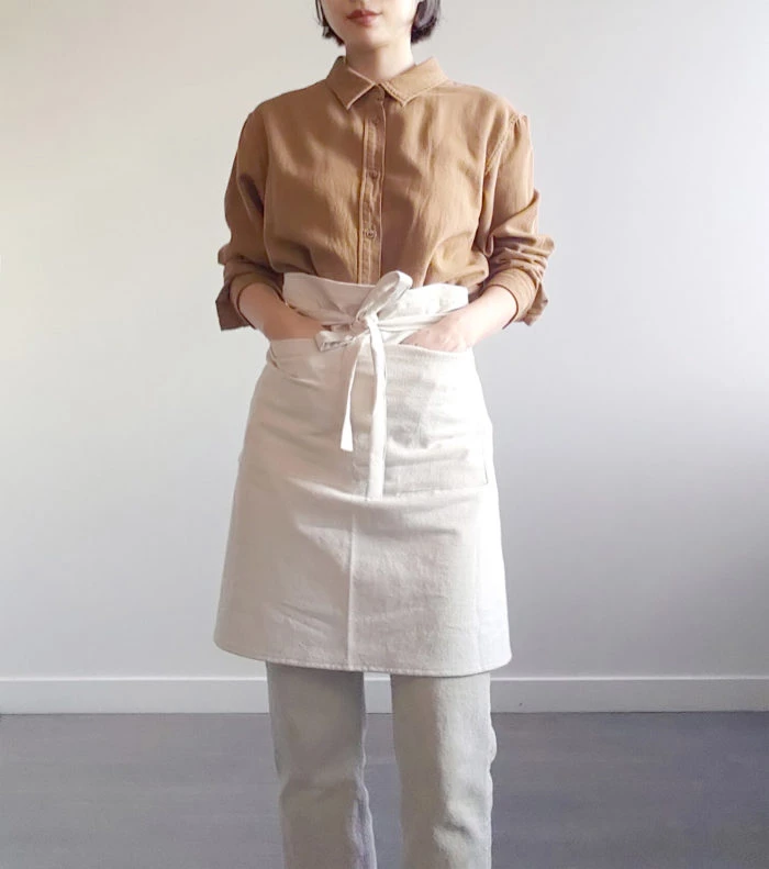 half apron with pockets